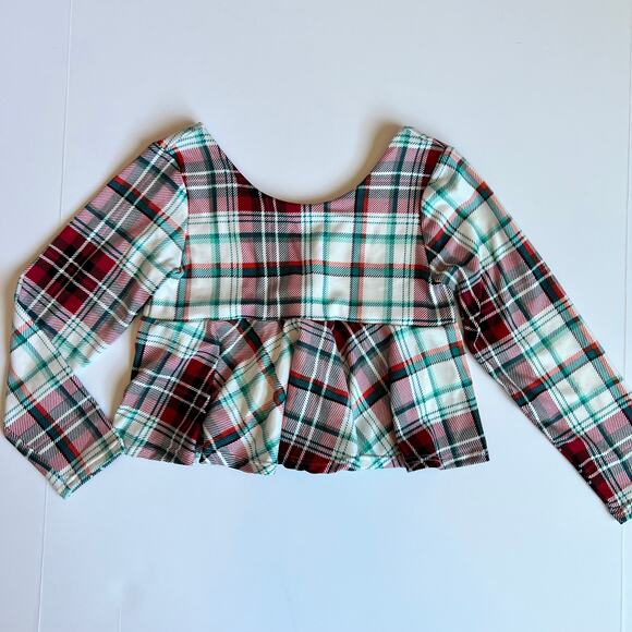 Black Rose Boutique Holiday Top - Picture 2 of 9